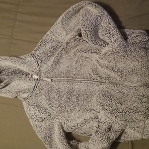 So brand grey faux fur polyester sherpa jacket size: small